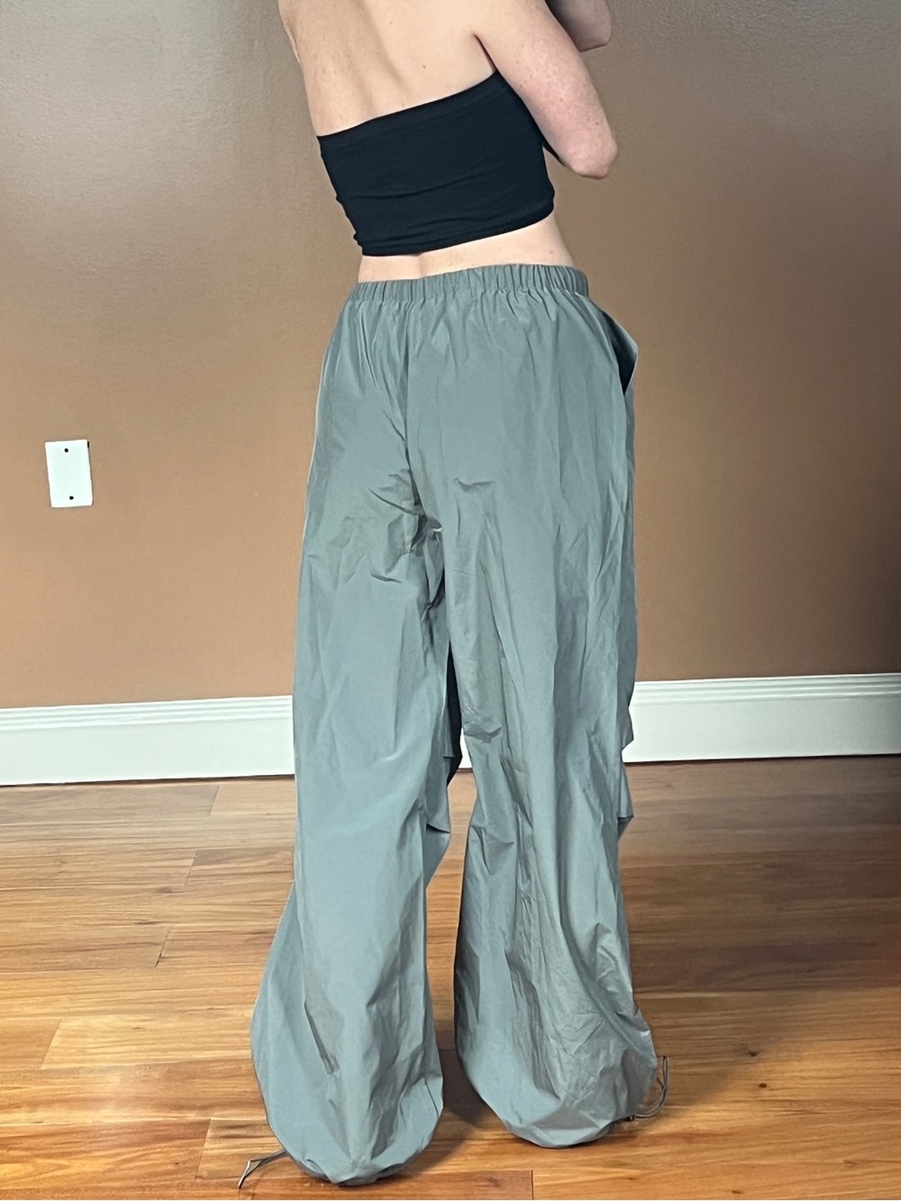 superdown Gray Drawstring Wide-Leg Track Pants - Picture 2 of 6